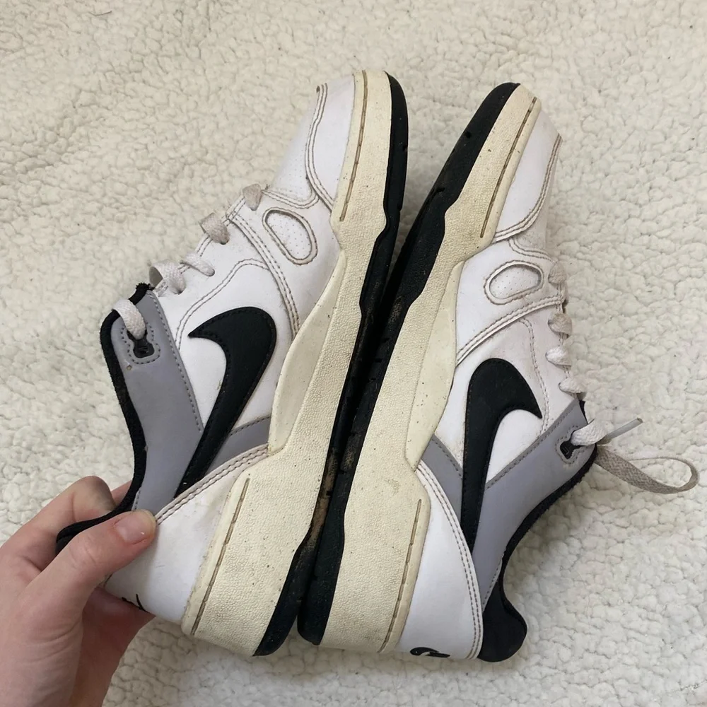 Nike Full Force Low white/black sneakers Sz 8 men's